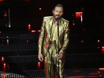 Jovanotti niente stop ai concerti Li dedicheremo a Papa Francesco