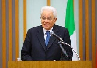 Mattarella ricoverato valanga social di auguri e solidarieta. Ma spuntano i soliti squallidi haters