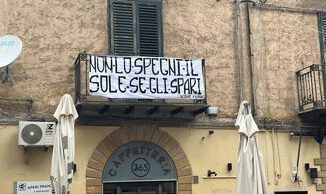 Monreale striscione dedicato alle vittime