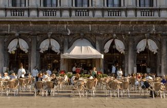 Nespresso I Caffe Florian insieme per celebrare oltre 3 secoli di arte e cultura
