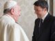 Papa Francesco Renzi e il racconto degli incontri segreti Le uscite in incognito e quel biglietto