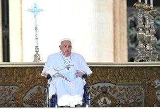 Papa Francesco Vaticano Convalescenza continua infezione ancora presente in lieve riduzione