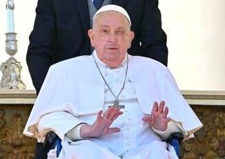 Papa Francesco migliora Vaticano Prolungati periodi senza ossigeno