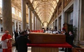 Papa Francesco tomba a Santa Maria Maggiore visitabile da oggi