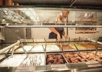 Papa, Pica (Fiepet Roma): "25-27 aprile 35 mln di incassi per bar, gelaterie e ristoranti" 5 Papa Pica Fiepet Roma 25 27 aprile 35 mln di incassi per bar gelaterie e ristoranti