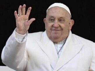 Papa nuovo blitz nella Basilica di San Pietro breve saluto ai pellegrini americani