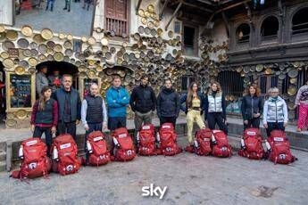 Pechino Express prima corsa in Nepal coppie si giocano la semifinale