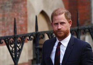 Principe Harry in Ucraina la visita a sorpresa ecco chi ha incontrato