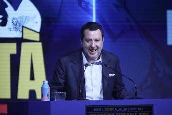 Salvini leader per acclamazione nel 2013 primarie con Bossi e nel 2017 con Fava