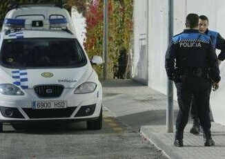 Spagna 3 bambini segregati in casa da oltre 3 anni arrestati i genitori