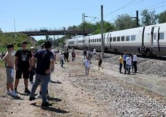 Spagna in ginocchio per blackout il paese al buio cosa sappiamo