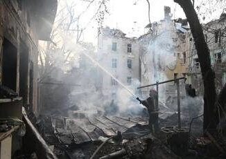 Ucraina tregua si allontana. Trump I russi bombardano come pazzi