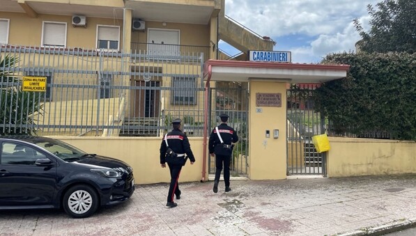 Rapina violenta a Siurgus Donigala: due arresti dopo l'aggressione a un 39enne 1 carabinieri caserma stazione siurgus donigala