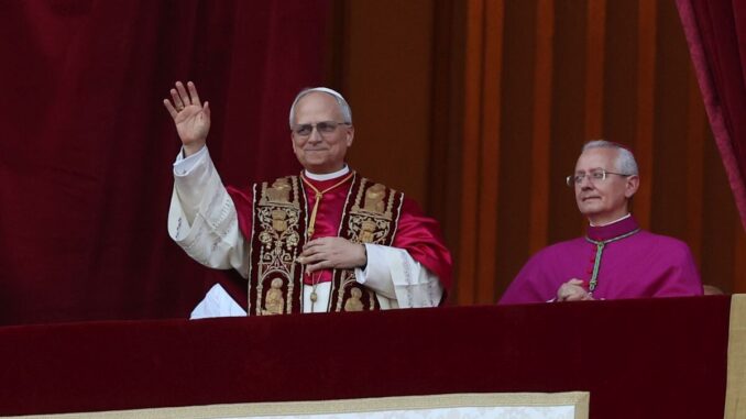 Papa Leone XIV “La pace sia con voi, la Chiesa deve costruire ponti”