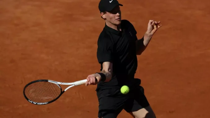 Sinner batte De Jong e raggiunge gli ottavi a Roma