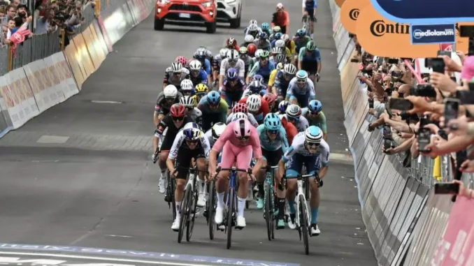 Tris di Pedersen al Giro, Zambanini battuto al fotofinish