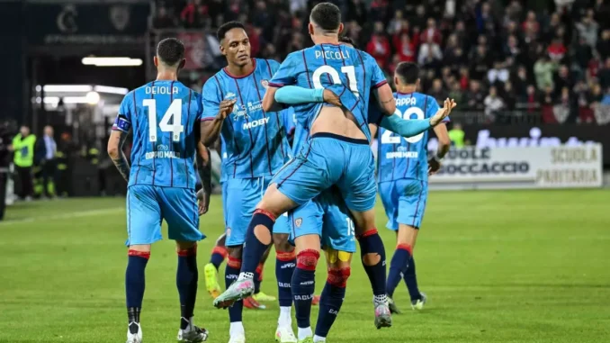 Cagliari-Venezia 3-0, i sardi festeggiano la salvezza