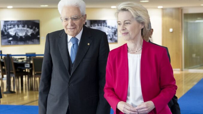 Ue, Von der Leyen a Mattarella “Risponderemo all’appello ‘Nessun dorma’” / Video