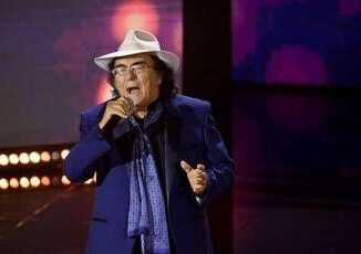 Al Bano compie 82 anni il video con il nipotino Axel e la dedica di Romina Jr