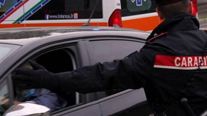 Arezzo, coppia precipita dalla terrazza di una casa colonica ad Ambra