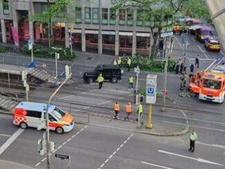 Auto sulla folla a Stoccarda un morto e diversi feriti