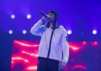 Baby Gang videochiamata a Niko Pandetta in carcere durante concerto indagato