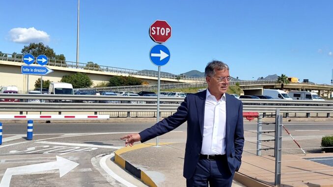 Il sindaco Nizzi inaugura il parcheggio di via Anfossi Il sindaco Nizzi inaugura il parcheggio di via Anfossi