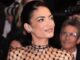 Cannes per Elodie eleganza e gusto retro nel primo red carpet da attrice