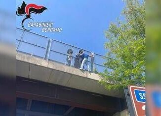Carabiniere salva donna da suicidio Io eroe Grazie Meloni ma mio premio e che sia salva