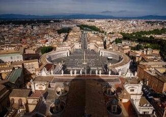 Conclave 2025 conto alla rovescia oggi doppia congregazione per i cardinali