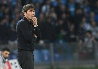 Conte festeggia Godiamoci lo scudetto. Futuro Io e De Laurentiis siamo due vincenti