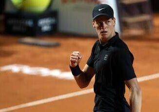 Cuore Sinner rimonta Paul e vola in finale agli Internazionali