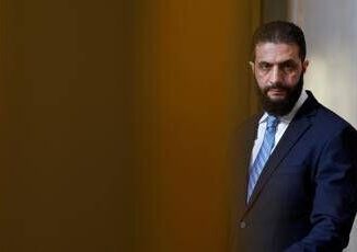 Da Al Qaeda allincontro con Trump chi e al Sharaa lex jihadista diventato presidente della Siria
