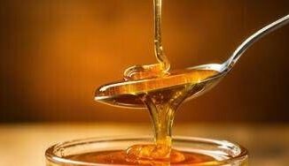 Da antiossidante ad antibatterico perche il miele e un super food