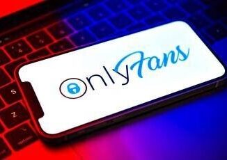 Elena Maraga la maestra licenziata per le foto su OnlyFans diventa imprenditrice