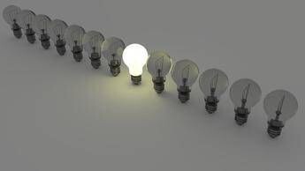 Energia 100 web come cambia la scelta delle tariffe luce
