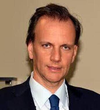 Fecondazione, Gambino: “L’età della donna è lo snodo da affrontare per rispondere ad anelito maternità”