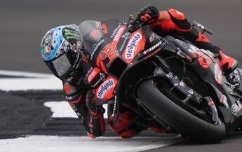 Gp Silverstone, capolavoro Bezzecchi. Marc Marquez terzo, cade Bagnaia