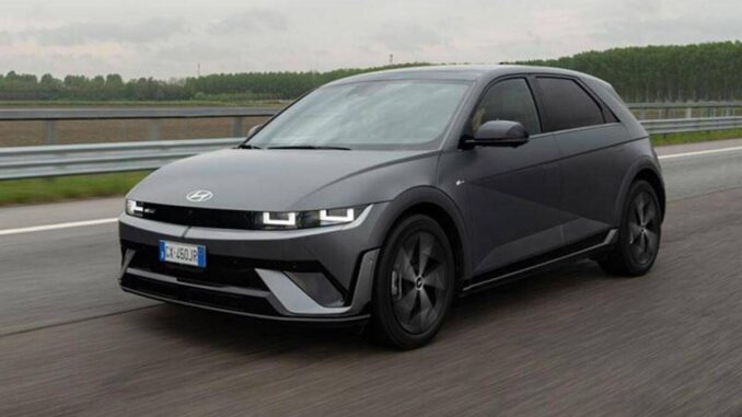 Hyundai IONIQ 5 un viaggio tra storia e futuro 1