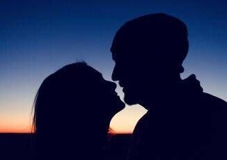 Il glutine passa attraverso un bacio Studio risponde alle paure dei celiaci