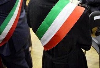 Il sindaco la figura istituzionale con il gradimento piu alto analisi Vis Factor