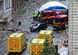 Liverpool auto sulla folla durante festa per vittoria scudetto 50 feriti due sono gravi