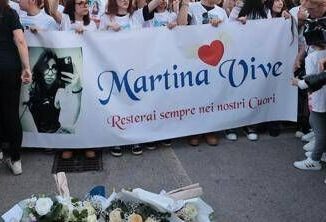Martina uccisa a colpi di sasso dallex per il 18enne convalida fermo domani
