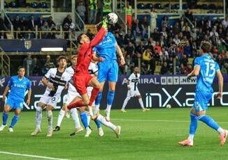Parma Napoli 0 0 e Inter Lazio 2 2 azzurri vedono scudetto
