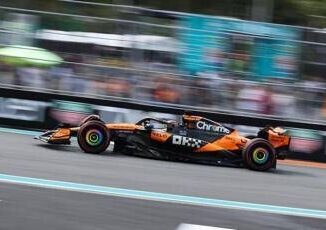 Piastri vince Gp Miami e doppietta McLaren flop Ferrari