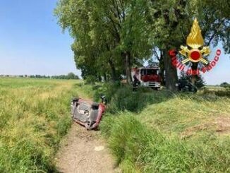 Scontro tra auto e ambulanza nel Lodigiano 8 feriti grave bimbo di tre anni