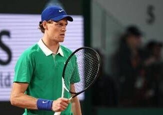 Sinner oggi contro Lehecka live Roland Garros 2025. La diretta
