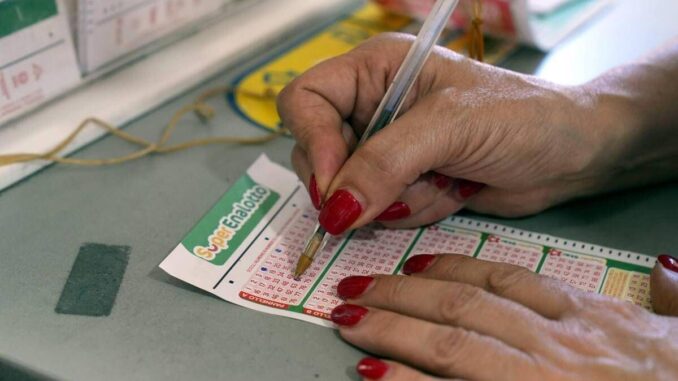 Superenalotto, numeri combinazione vincente del 5 giugno