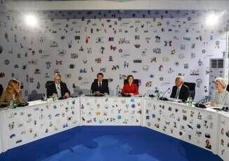 Ucraina summit volenterosi senza Meloni. La premier Noi coerenti no invio truppe