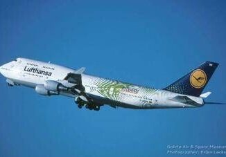 Un pilota sviene mentre laltro e in bagno aereo senza nessuno al comando per 10 minuti